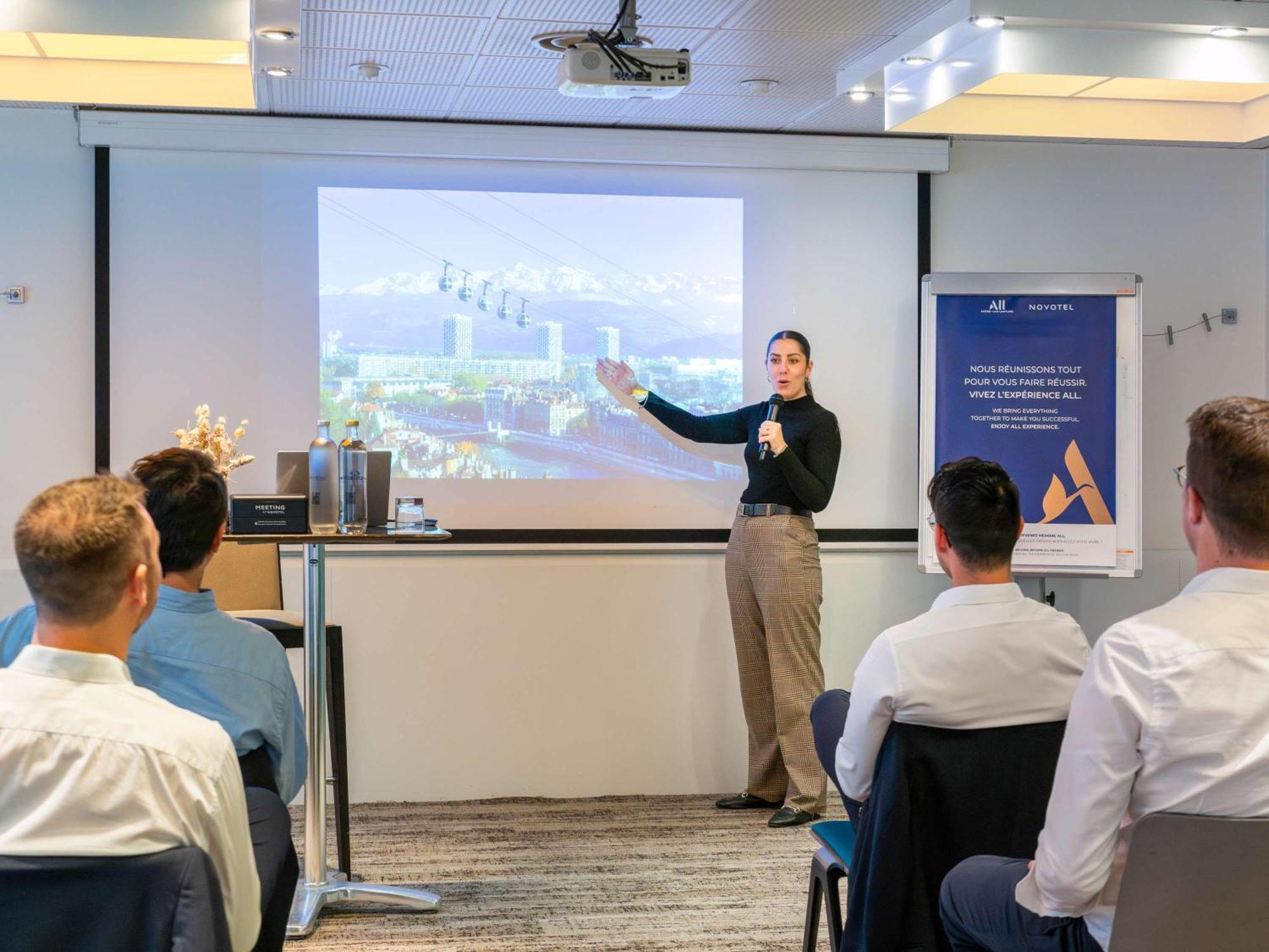 Novotel Grenoble Centre מראה חיצוני תמונה
